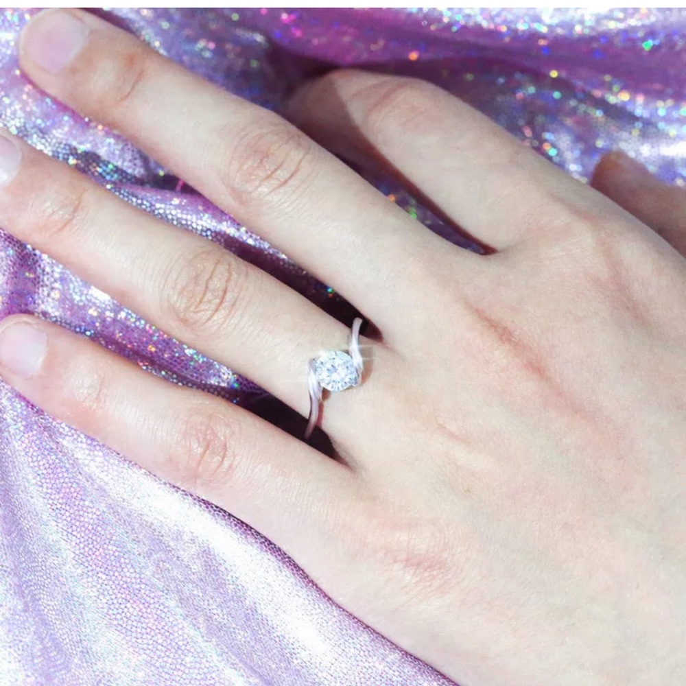 925Silver Rings Round Cut White Sapphire Ring - Picture 5 of 6